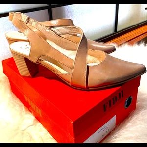 Beautiful handcrafted leather sling back pumps!